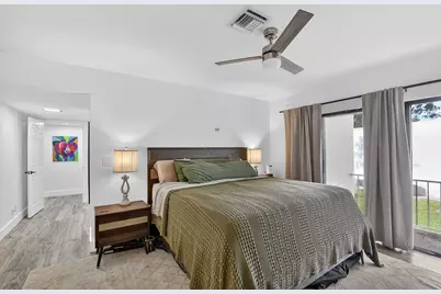 1801 Presidential Way, Unit #D204, West Palm Beach, FL 33401 - Photo 11