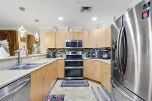 6024 Adriatic Way, West Palm Beach, FL 33413 - Photo 11