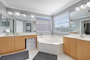 6024 Adriatic Way, West Palm Beach, FL 33413 - Photo 25