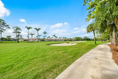 326 Brackenwood Circle, Palm Beach Gardens, FL 33418 - Photo 51