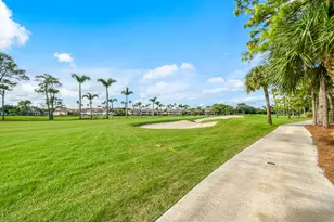 326 Brackenwood Cir, Palm Beach Gardens, FL 33418 - Photo 51