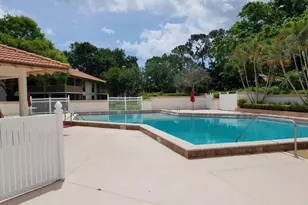 326 Brackenwood Cir, Palm Beach Gardens, FL 33418 - Photo 53