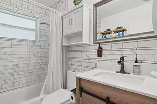 835 Meridian Ave, Miami Beach, FL 33139 - Photo 19