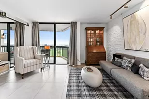 2425 Presidential Way, West Palm Beach, FL 33401 - Photo 25