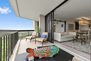 2425 Presidential Way, West Palm Beach, FL 33401 - Photo 7