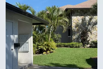 451 Greensward Lane, Unit #201-B, Delray Beach, FL 33445 - Photo 17