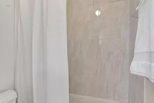 357 Prestwick Cir, Palm Beach Gardens, FL 33418 - Photo 25