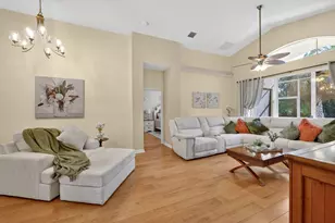 357 NW Springview Loop, Port Saint Lucie, FL 34986 - Photo 5