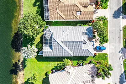 9557 Vercelli Street, Lake Worth, FL 33467 - Photo 33