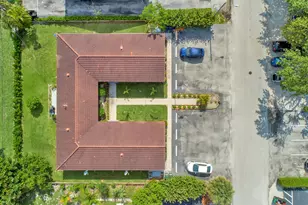 541 NE 44th St, Boca Raton, FL 33431 - Photo 15