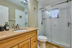519 SW 18th St, Boynton Beach, FL 33426 - Photo 23