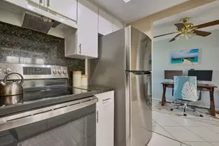 519 SW 18th St, Boynton Beach, FL 33426 - Photo 15