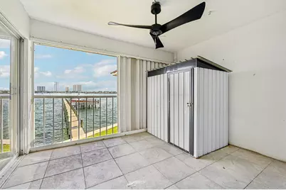 370 Wilma Circle W, Unit #6, Riviera Beach, FL 33404 - Photo 23