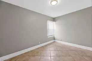 17 Tara Lakes Dr E, Boynton Beach, FL 33436 - Photo 19