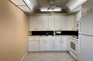 4053 Hythe C, Boca Raton, FL 33434 - Photo 5