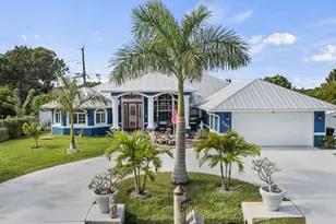 2502 SE Lakewood St, Port Saint Lucie, FL 34952 - Photo 1