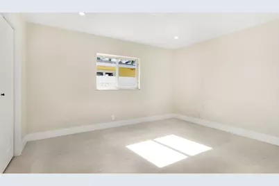 965 SE 10th Court, Pompano Beach, FL 33060 - Photo 33