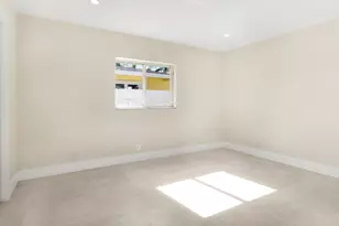 965 SE 10th Ct, Pompano Beach, FL 33060 - Photo 33