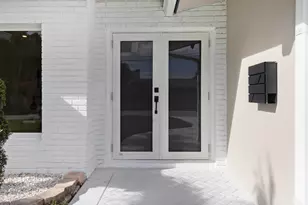 965 SE 10th Ct, Pompano Beach, FL 33060 - Photo 3