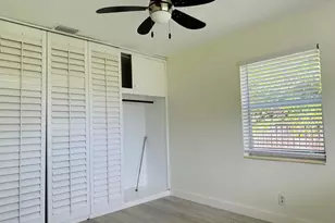 270 NW 10th St, Boca Raton, FL 33432 - Photo 19