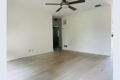 270 NW 10th Street, Boca Raton, FL 33432 - Photo 21