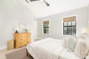 135 Chilean Ave, Palm Beach, FL 33480 - Photo 21