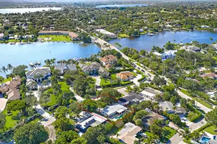 367 W Riverside Dr, Tequesta, FL 33469 - Photo 17