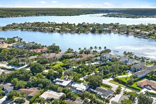 367 W Riverside Dr, Tequesta, FL 33469 - Photo 19