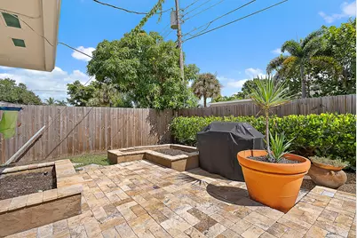 367 W Riverside Drive, Tequesta, FL 33469 - Photo 15