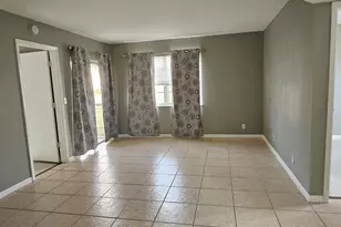 1554 SE Royal Green Cir, Port Saint Lucie, FL 34952 - Photo 17