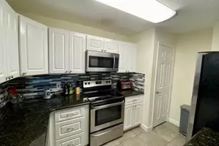 1950 Summer Club Dr, Oviedo, FL 32765 - Photo 9