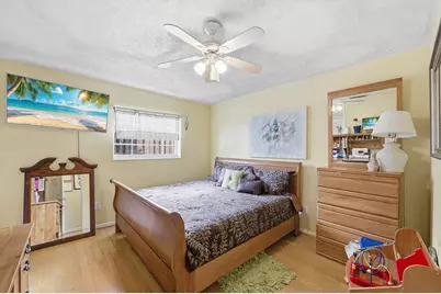 1811 NW 119th Avenue, Pembroke Pines, FL 33026 - Photo 19