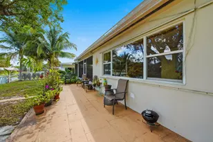 1811 NW 119th Ave, Pembroke Pines, FL 33026 - Photo 35