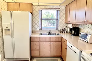 231 E Lantana Rd, Lantana, FL 33462 - Photo 1