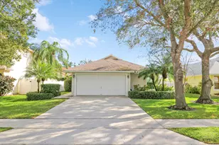 140 Pennock Landing Cir, Jupiter, FL 33458 - Photo 3