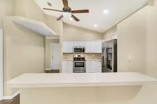 140 Pennock Landing Cir, Jupiter, FL 33458 - Photo 17