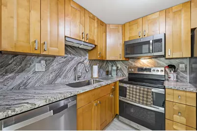 433 Flanders J, Delray Beach, FL 33484 - Photo 17