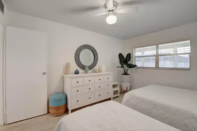 461 N Brittany J, Delray Beach, FL 33446 - Photo 13