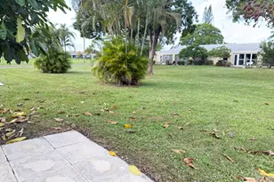 13745 Flora Pl, Delray Beach, FL 33484 - Photo 7