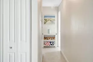 1931 NE 2nd St, Deerfield Beach, FL 33441 - Photo 21