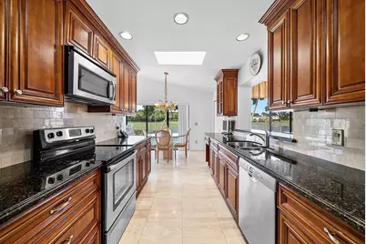 21459 Bridge View Drive, Boca Raton, FL 33428 - Photo 13