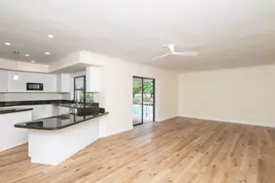 3201 SE Fairway W, Stuart, FL 34997 - Photo 11