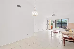 8094 SE Villa Cir, Hobe Sound, FL 33455 - Photo 9