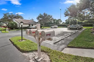 8094 SE Villa Cir, Hobe Sound, FL 33455 - Photo 27