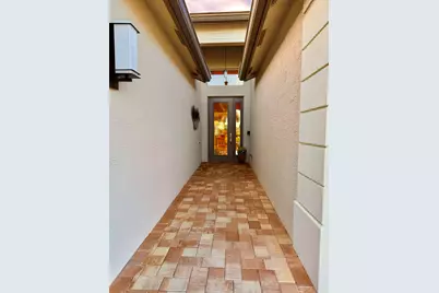 11909 SW Coral Cove Parkway, Port Saint Lucie, FL 34987 - Photo 7