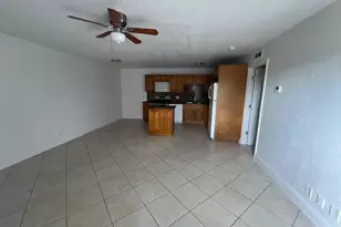 1755 Forest Hill Blvd Unit, Lake Clarke Shores, FL 33406 - Photo 3