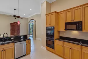 6124 57th Ct, Vero Beach, FL 32967 - Photo 7