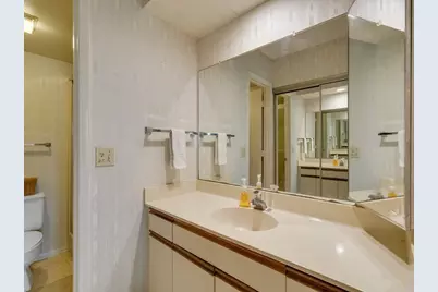 27 Plantation Drive, Unit #202, Vero Beach, FL 32966 - Photo 19