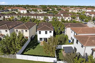 6017 Pine Tree Way, Riviera Beach, FL 33410 - Photo 57