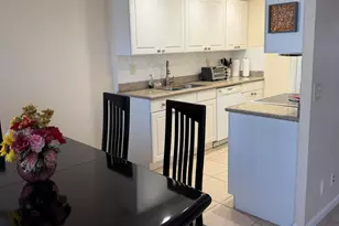 2029 Exeter B, Boca Raton, FL 33434 - Photo 5